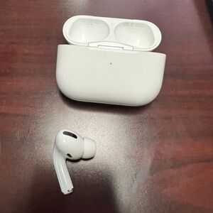 LEFT AIRPOD ONLY White AirPod with Charging Case - no cord